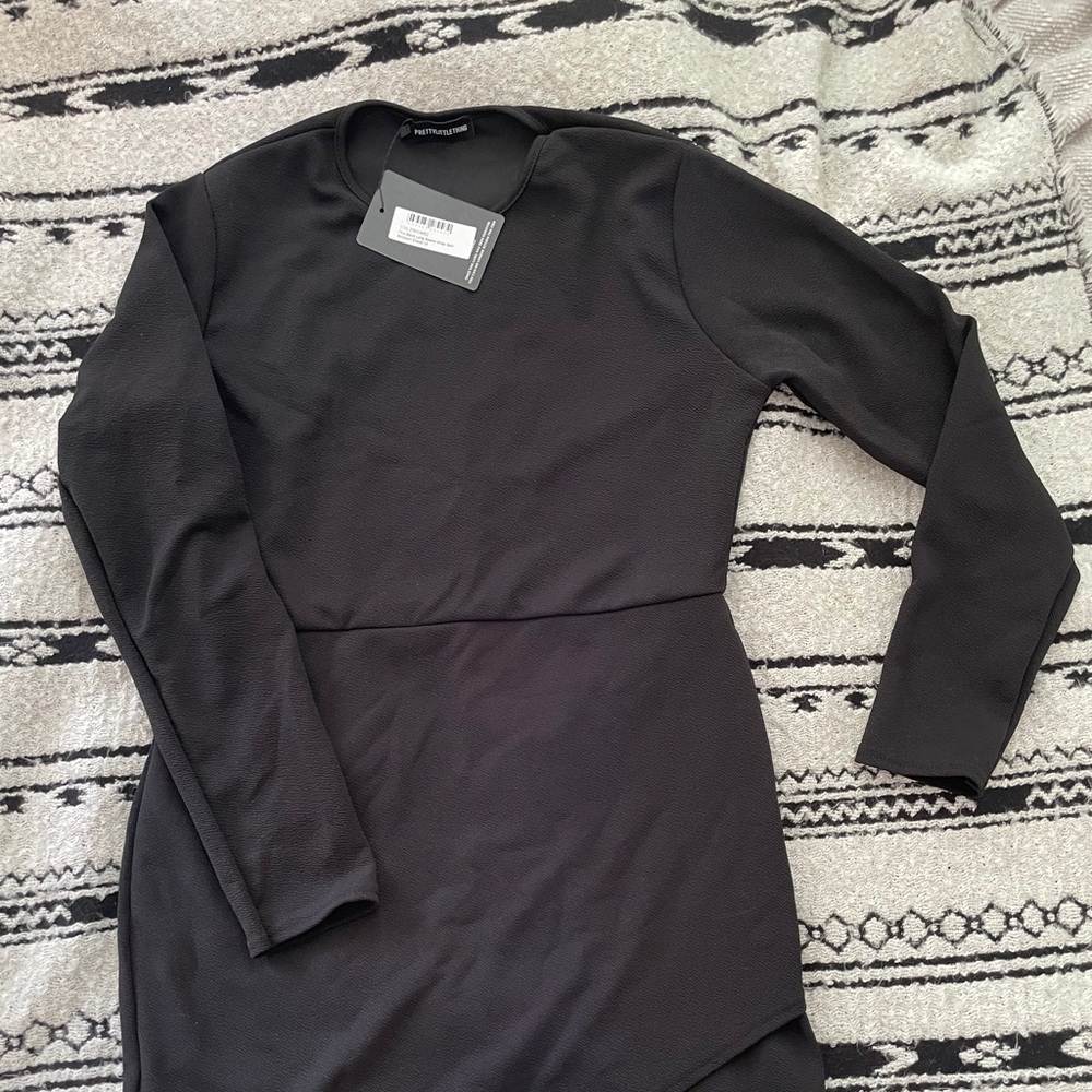 Pretty Little Thing Black Dress. Brand new w tags